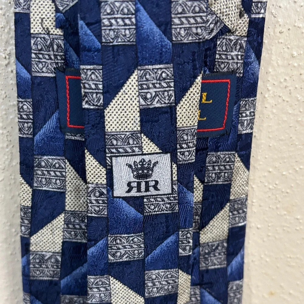 RICHEL ROYAL Stylish Blue and Gray Geometric Men's Tie